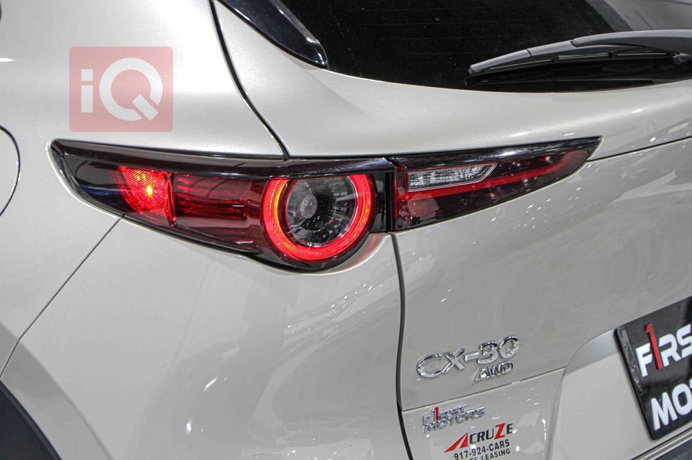 مازدا CX-30